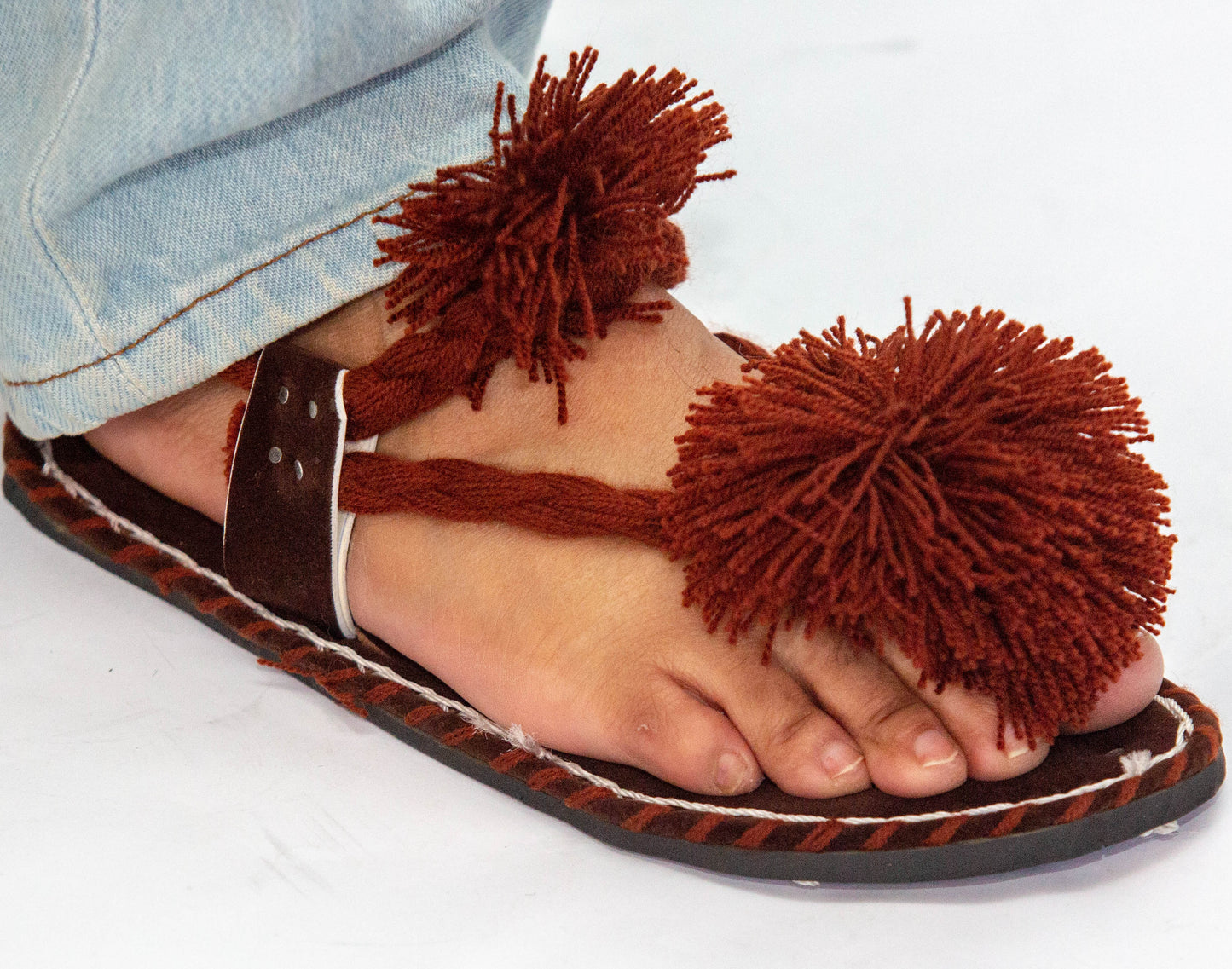 Handcrafted Balochi Chappal for Women | Traditional Chawat Sandal Pakistan | Ladies Balochi Chappal Chawat –