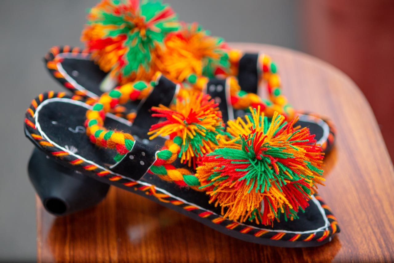 Women’s Balochi Chappal Chawat – Handmade Traditional Footwear | Buy Online Pakistan